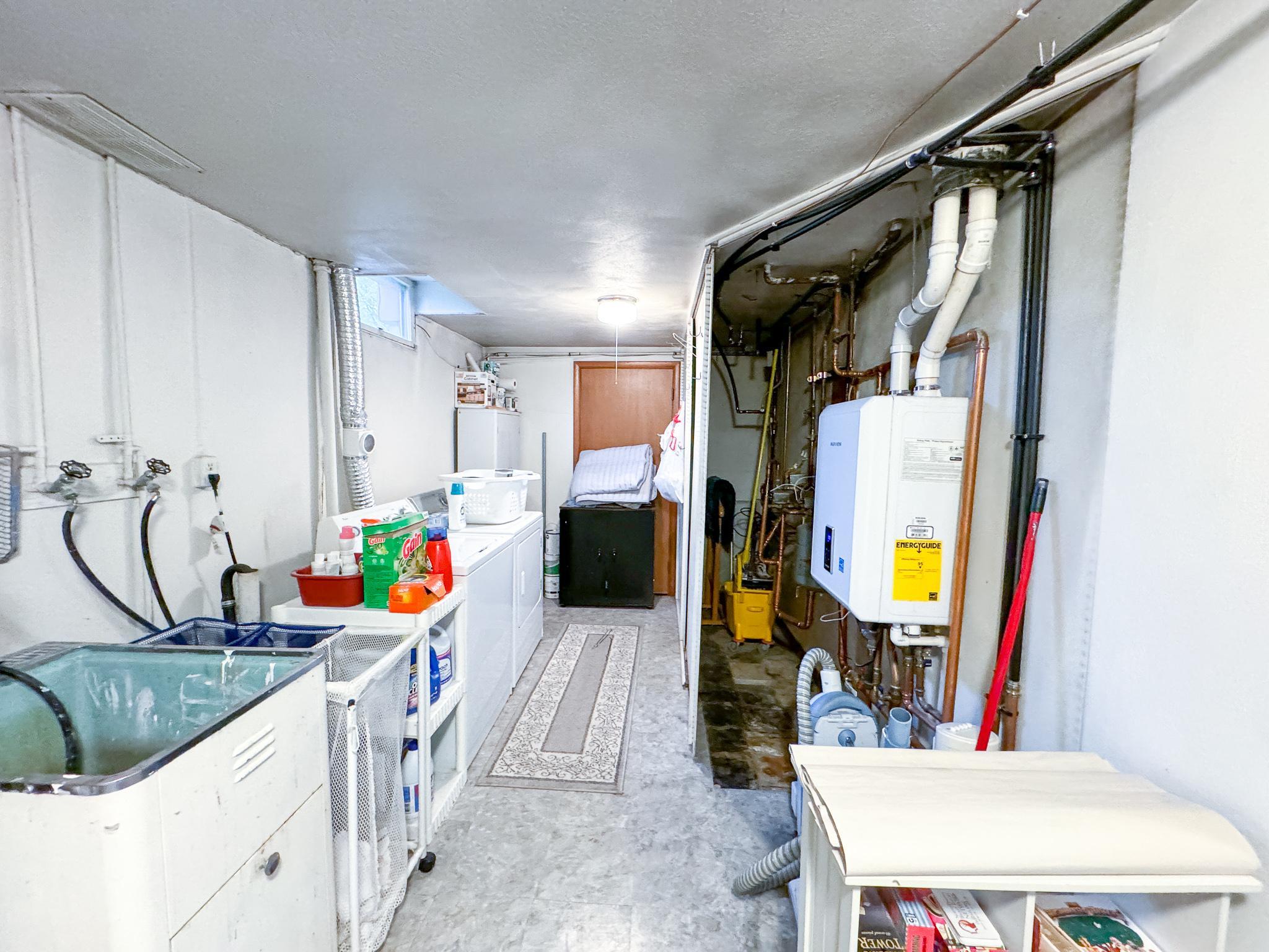 Laundry Room.jpg