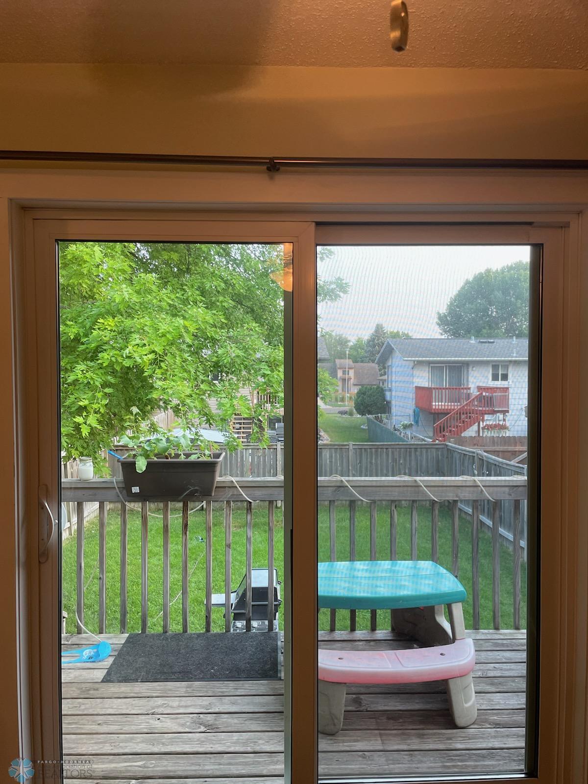 Patio Doors to Deck & Back Yard