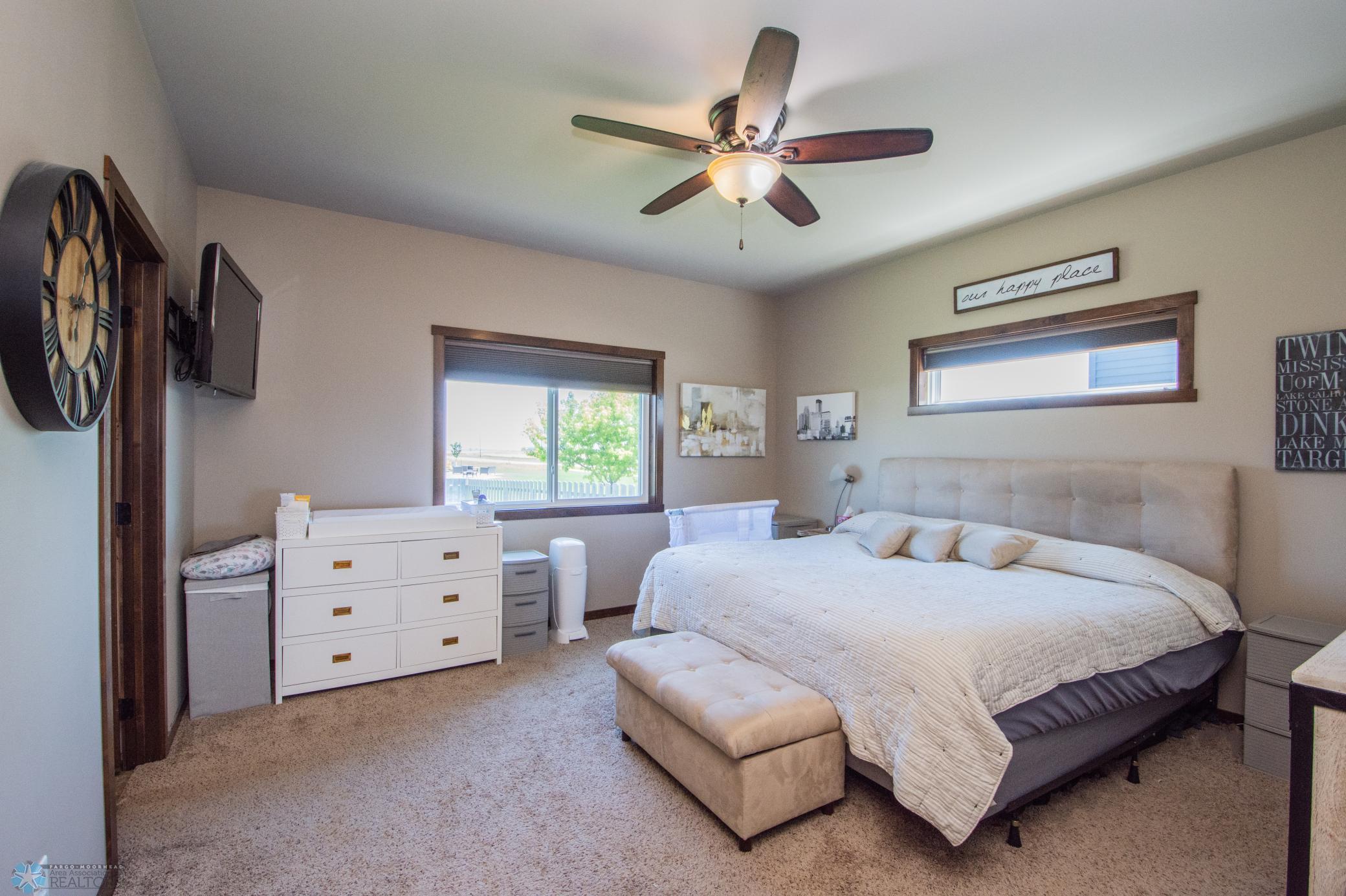 Master Bedroom - Main