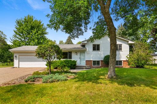 1-web-or-mls-3660 Saratoga Ln N 001Full.jpg