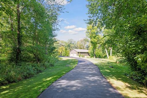 8905 King Ben Road, Rogers, MN 55374