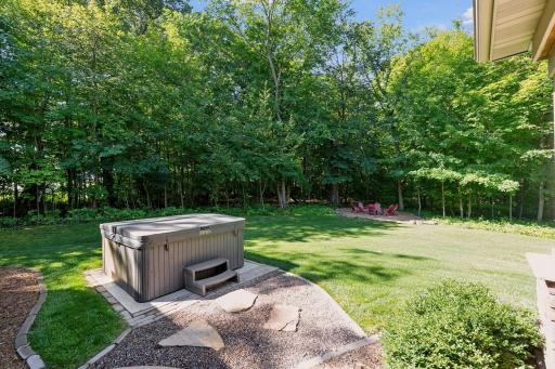 8905 King Ben Road, Rogers, MN 55374
