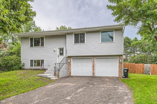 1400 120th Lane NW, Minneapolis, MN 55448