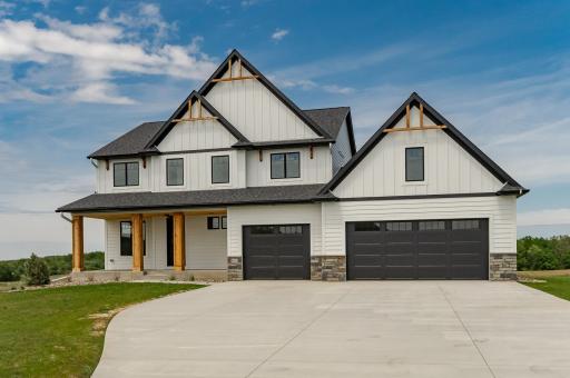 4629 Royal Oaks Circle SW, Rochester, MN 55902