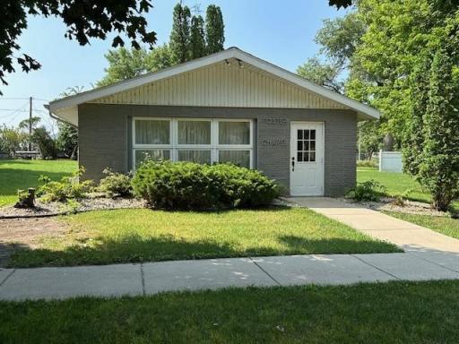 417 Wall Street E, Jasper, MN 56144
