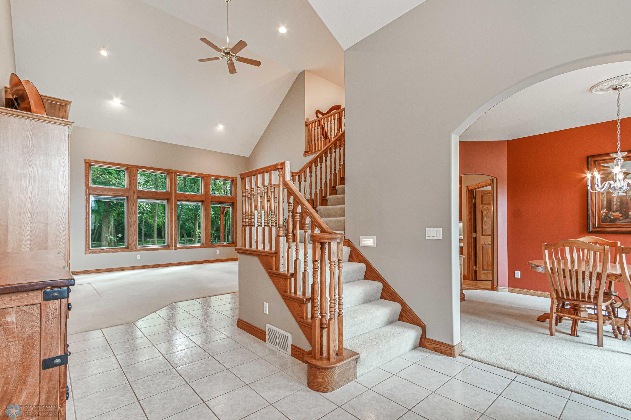 Entryway_1.jpg