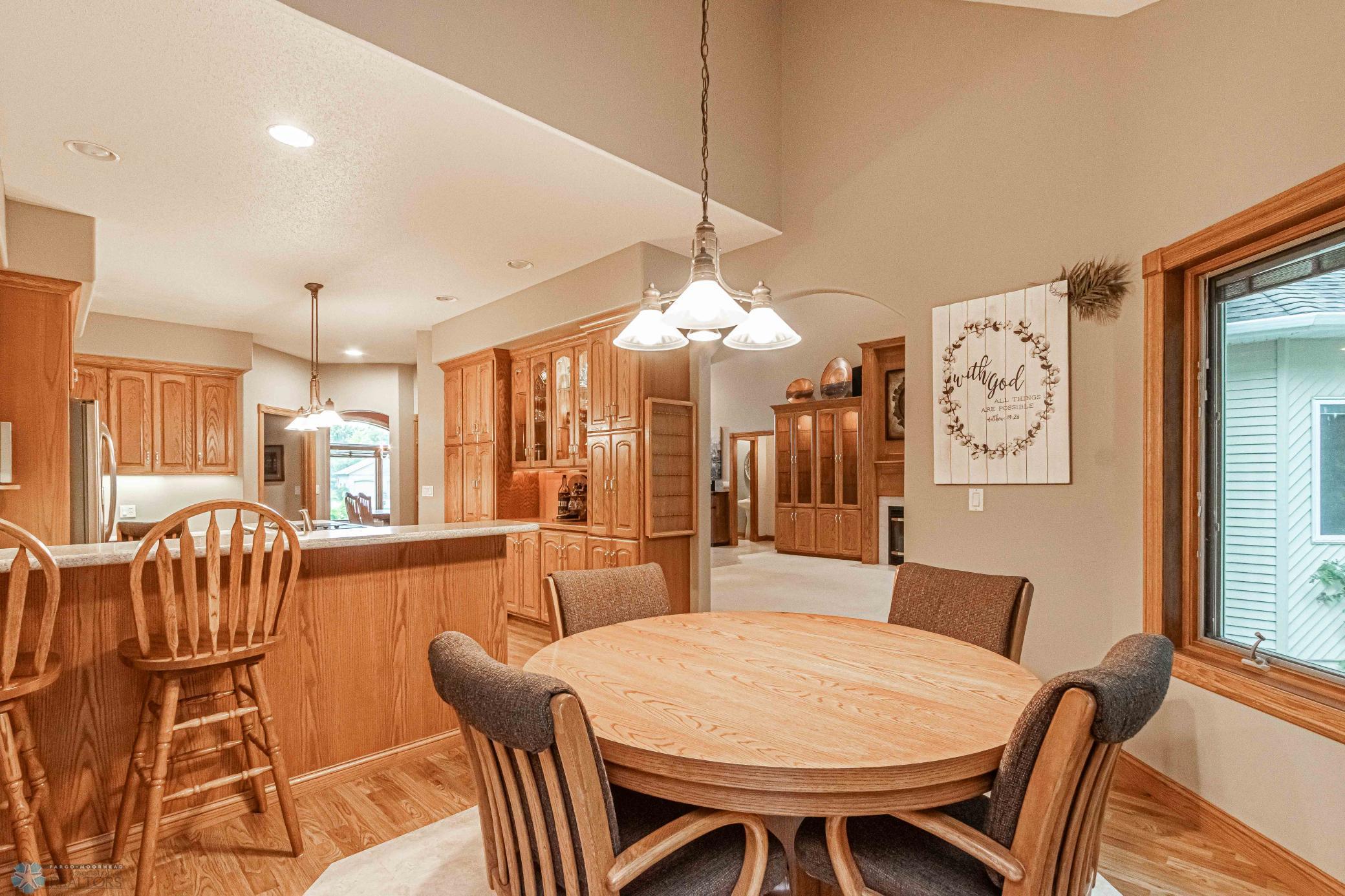 Dining_Room_2.jpg