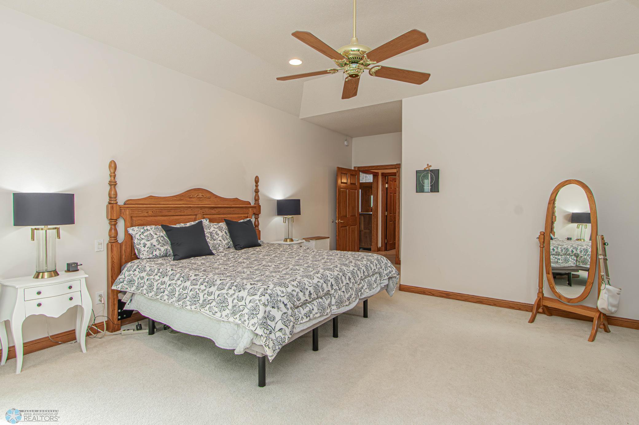 Primary_Bedroom_3.jpg