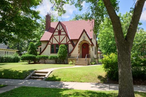 915 6th Avenue N, Saint Cloud, MN 56303