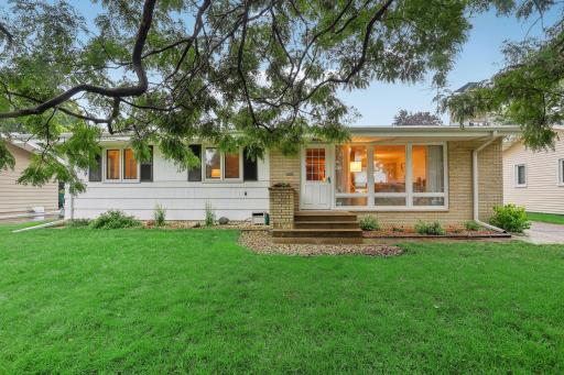 6317 Harriet Avenue, Minneapolis, MN 55423