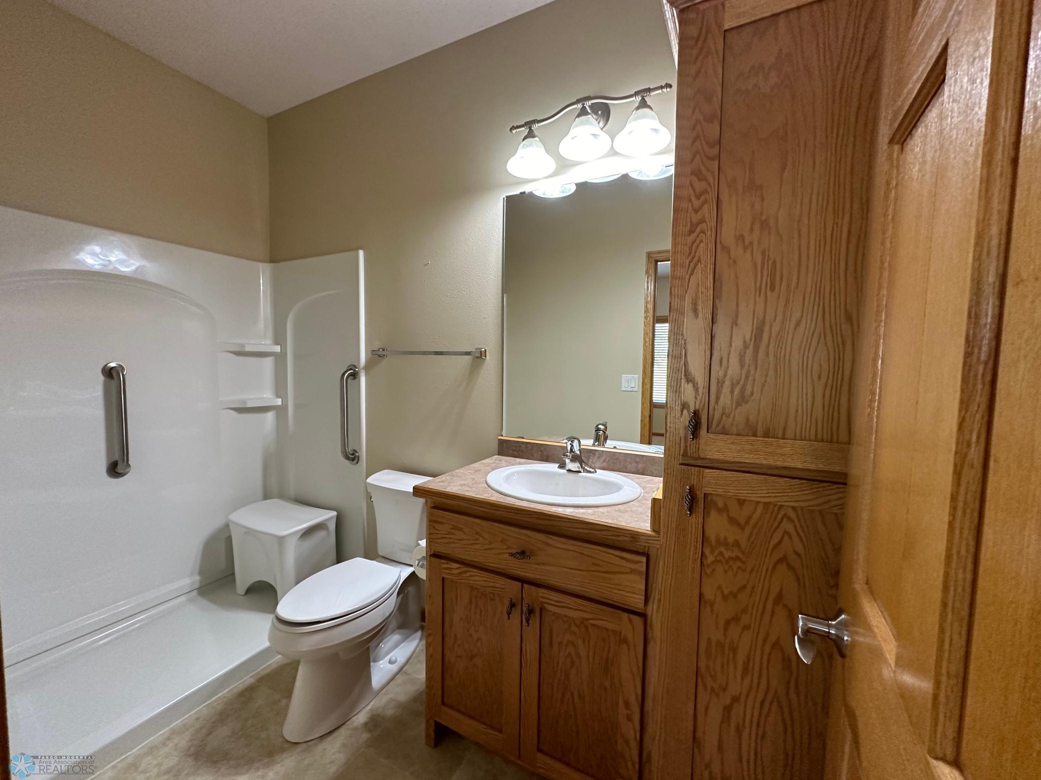 Primary Private Bath