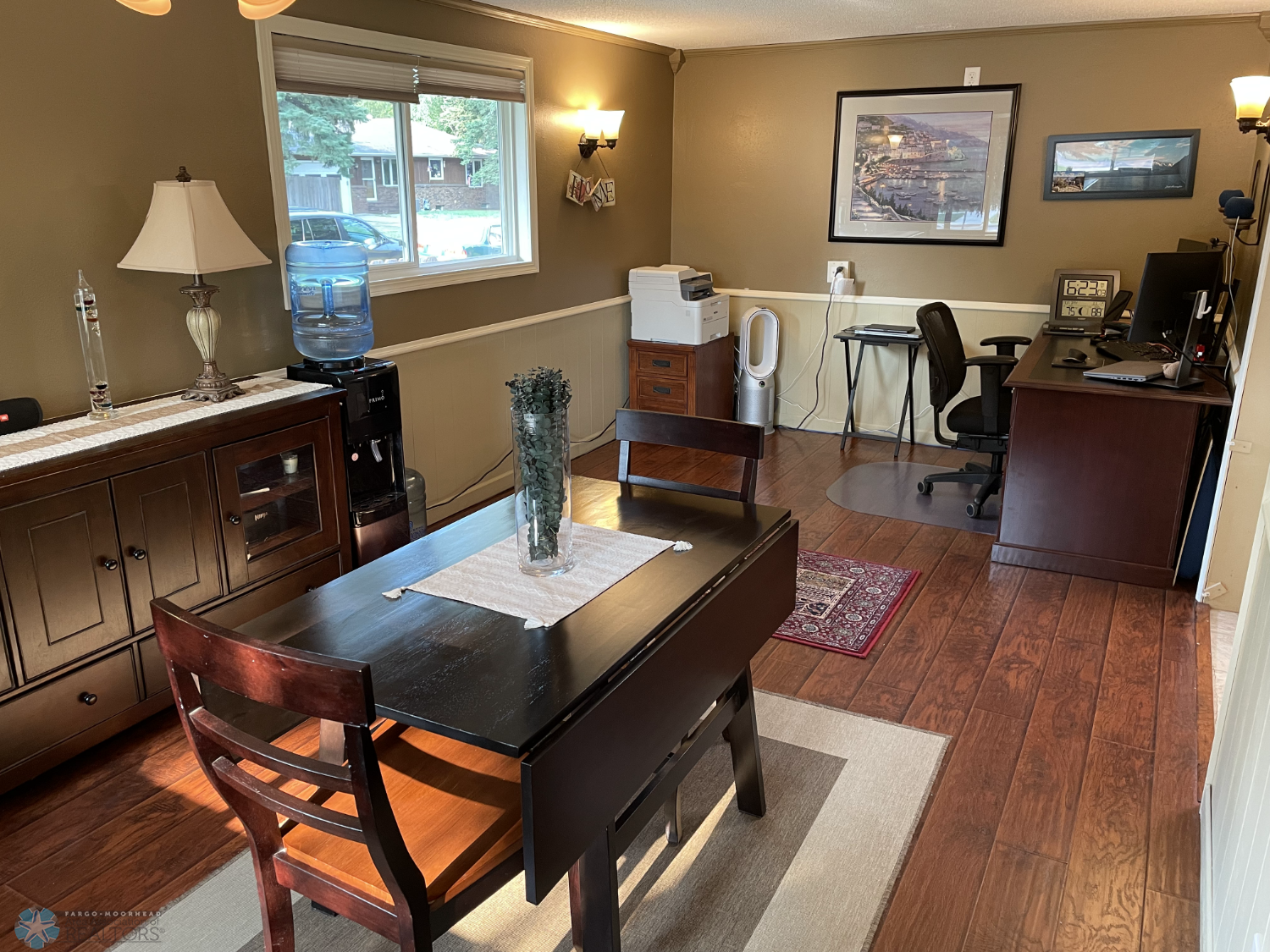 Formal dining room - 4.png