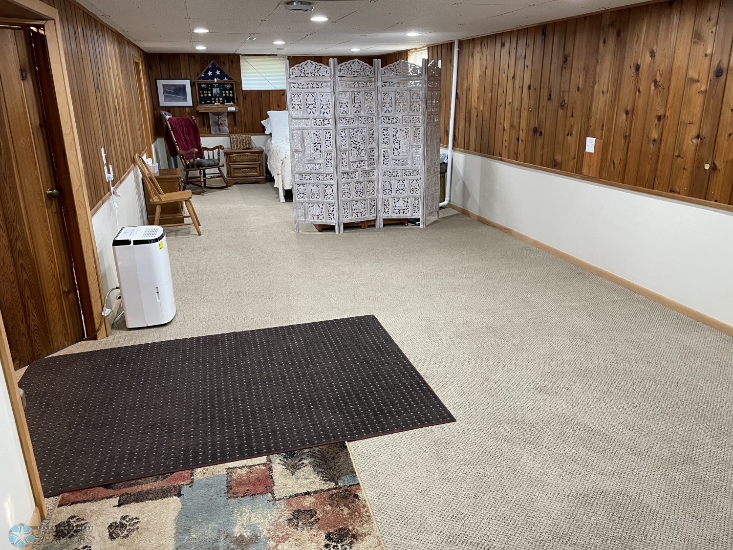 Huge basement family room - 1.png