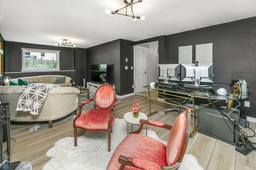 Family Room 5