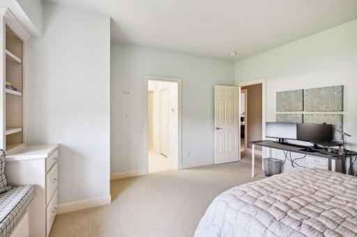 18369 Nicklaus Way, Eden Prairie, MN 55347