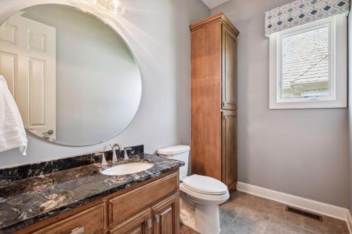 18369 Nicklaus Way, Eden Prairie, MN 55347