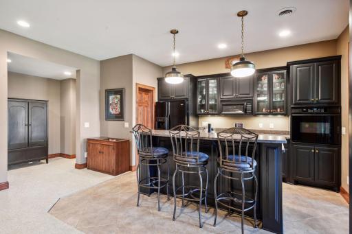 18369 Nicklaus Way, Eden Prairie, MN 55347