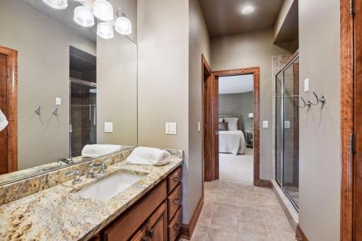18369 Nicklaus Way, Eden Prairie, MN 55347