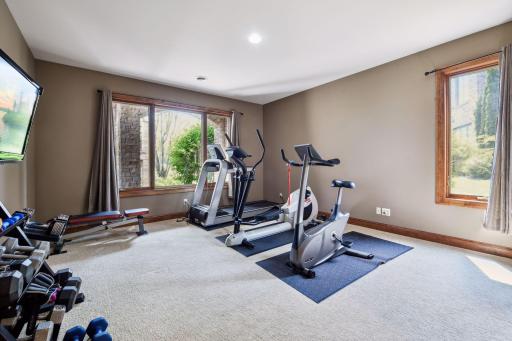 18369 Nicklaus Way, Eden Prairie, MN 55347