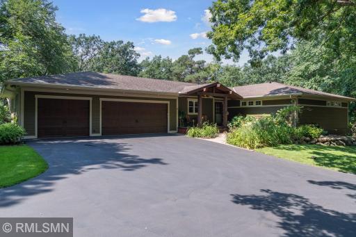24 Shady Woods Road, Dellwood, MN 55110
