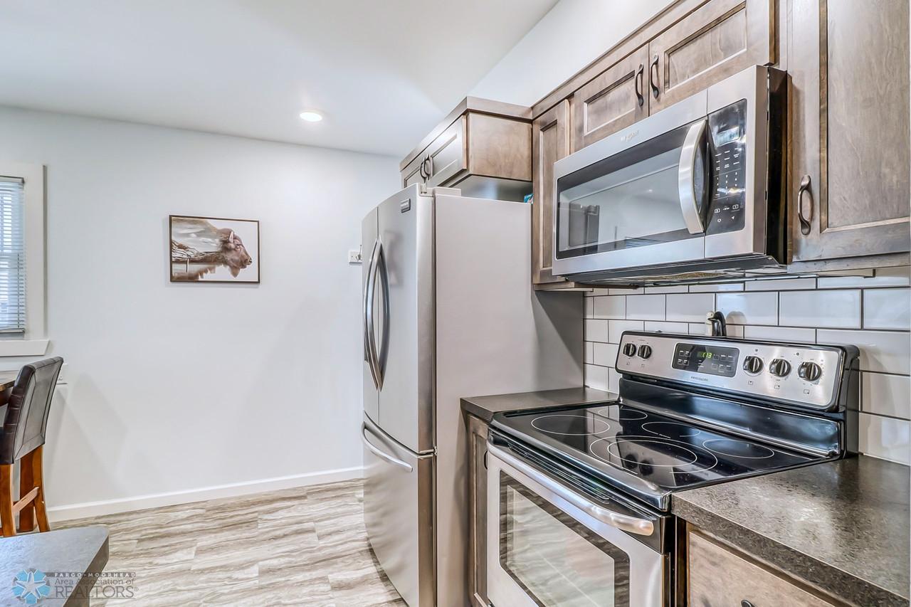 5Kitchen1_4-1280.jpg
