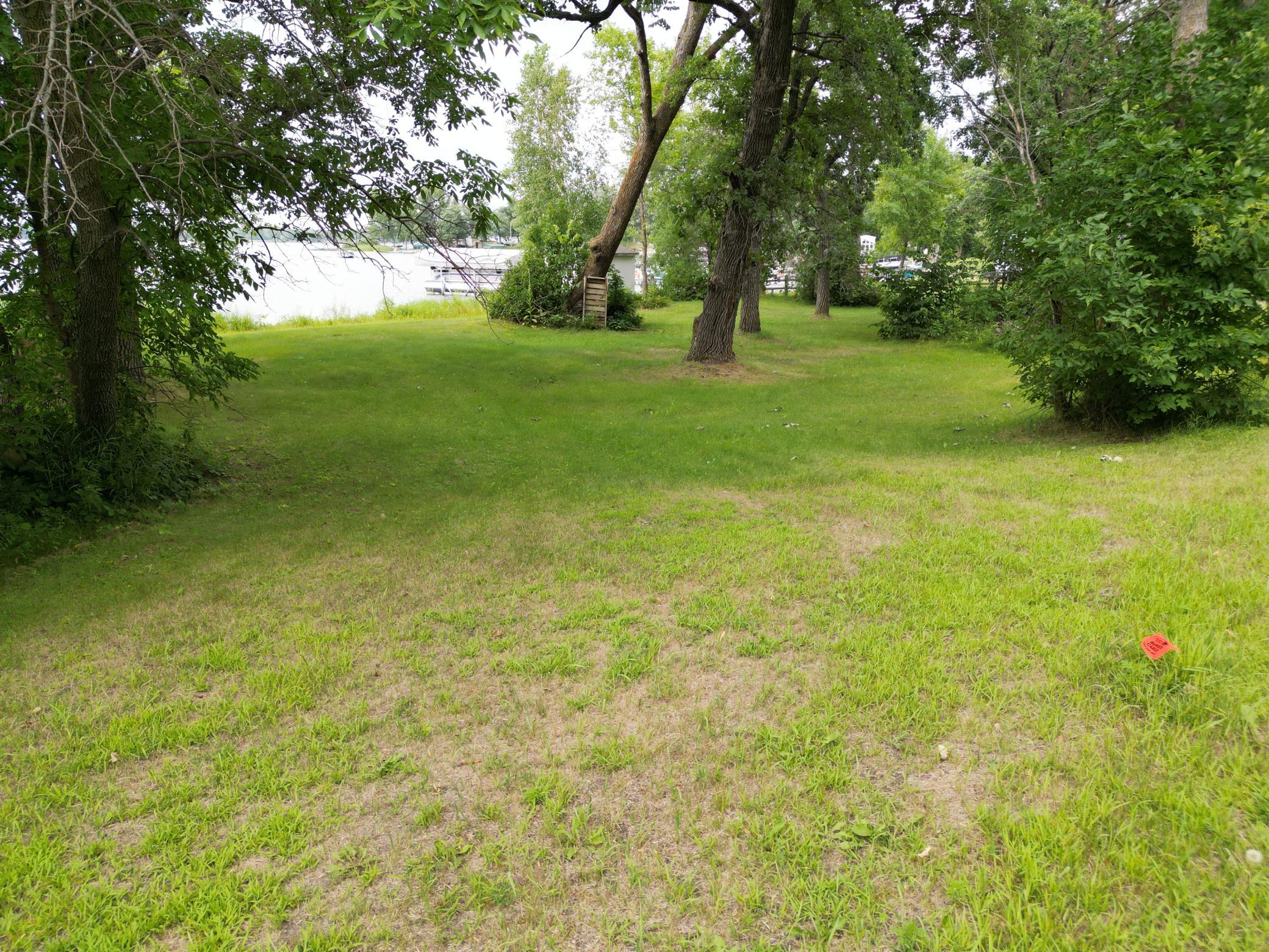 Level 186 X 100 Foot Lake Lot.JPG