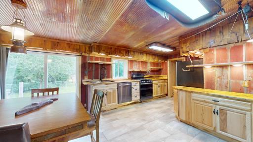 5741 Highway 53, Kabetogama, MN 56669
