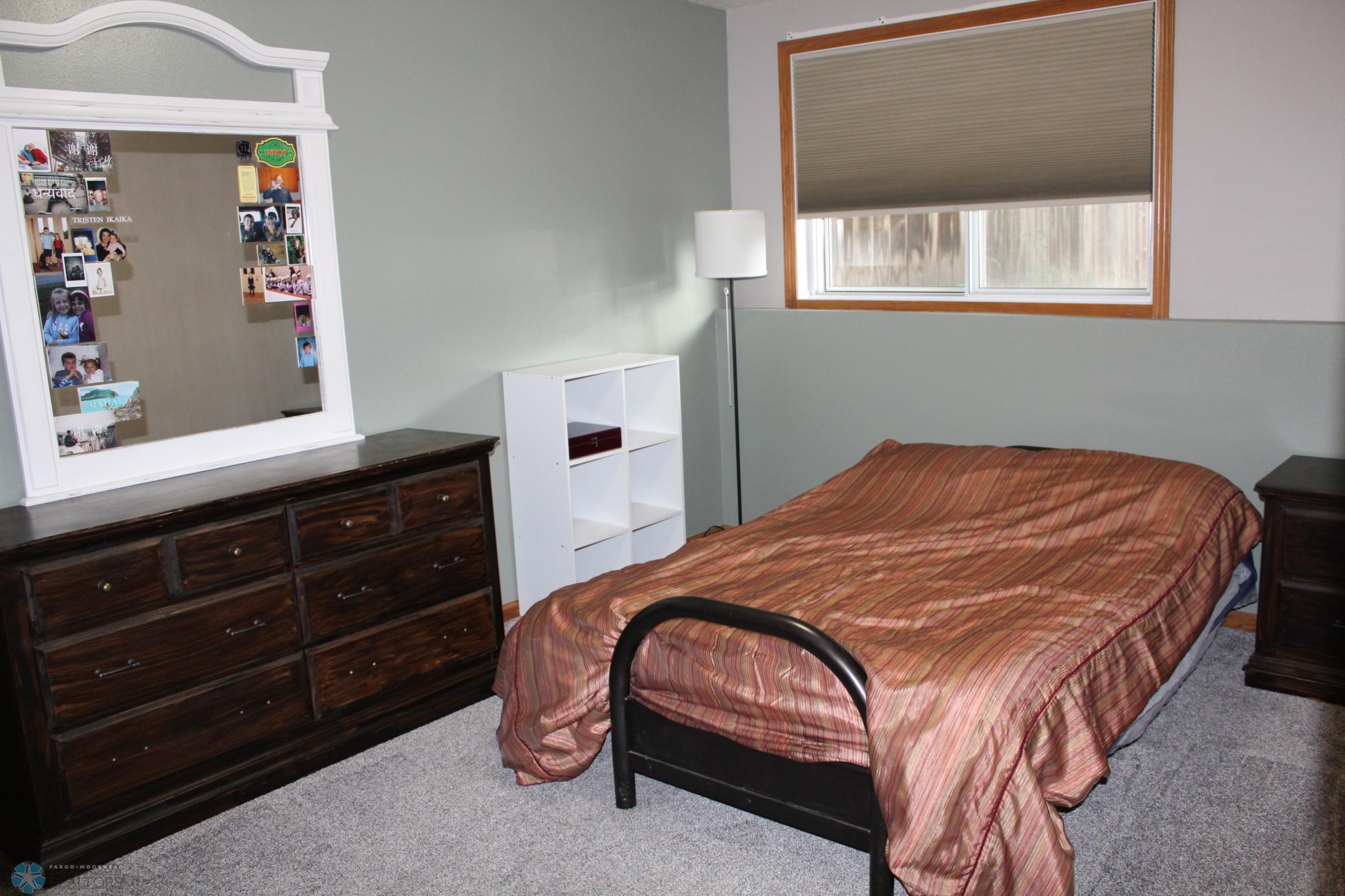 Lower bedroom1