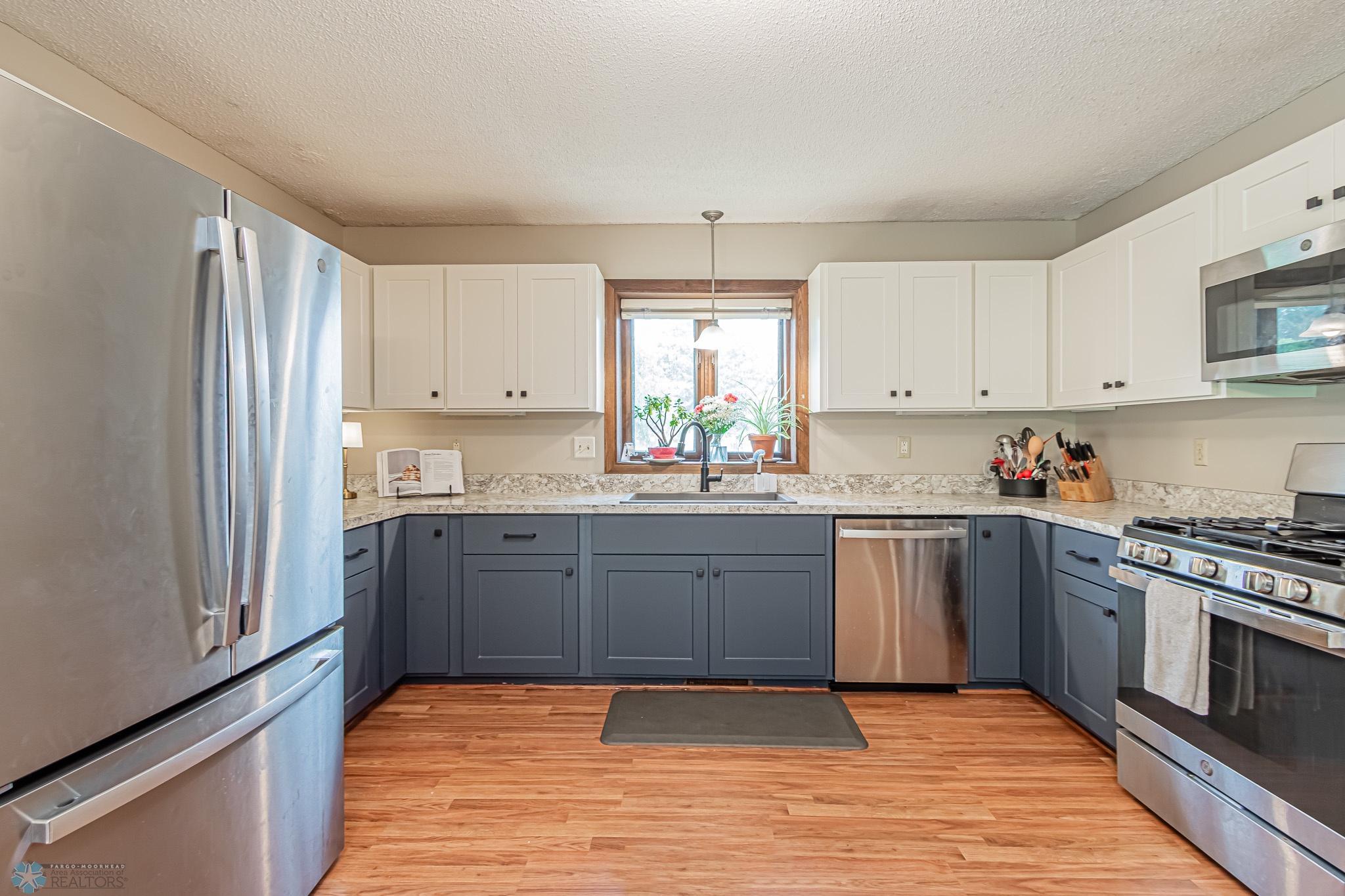 3112 22nd st s, moorhead, mn-43.jpg
