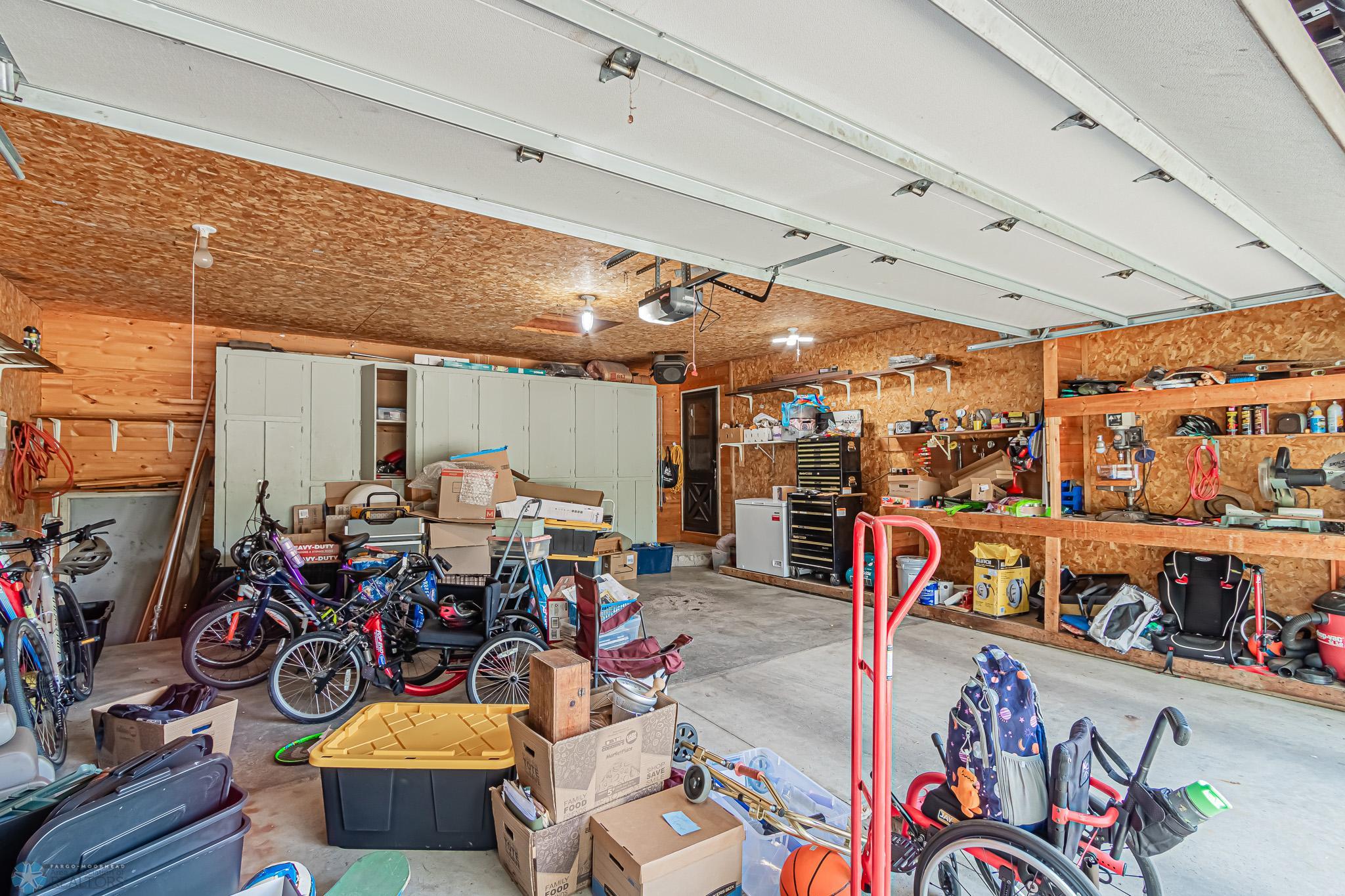 3112 22nd St S, Moorhead, MN-15.jpg