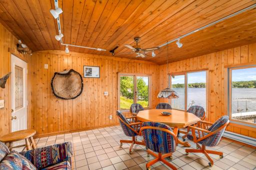 5918 N Pike Lake Road, Duluth, MN 55811