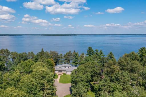 9284 Interlachen Road, Nisswa, MN 56468