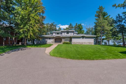 9284 Interlachen Road, Nisswa, MN 56468
