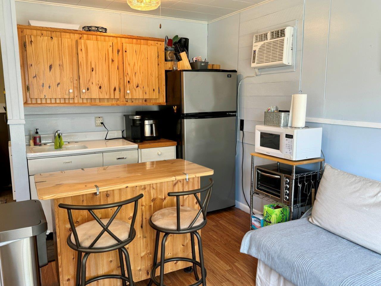 7-Kitchen (1).jpg