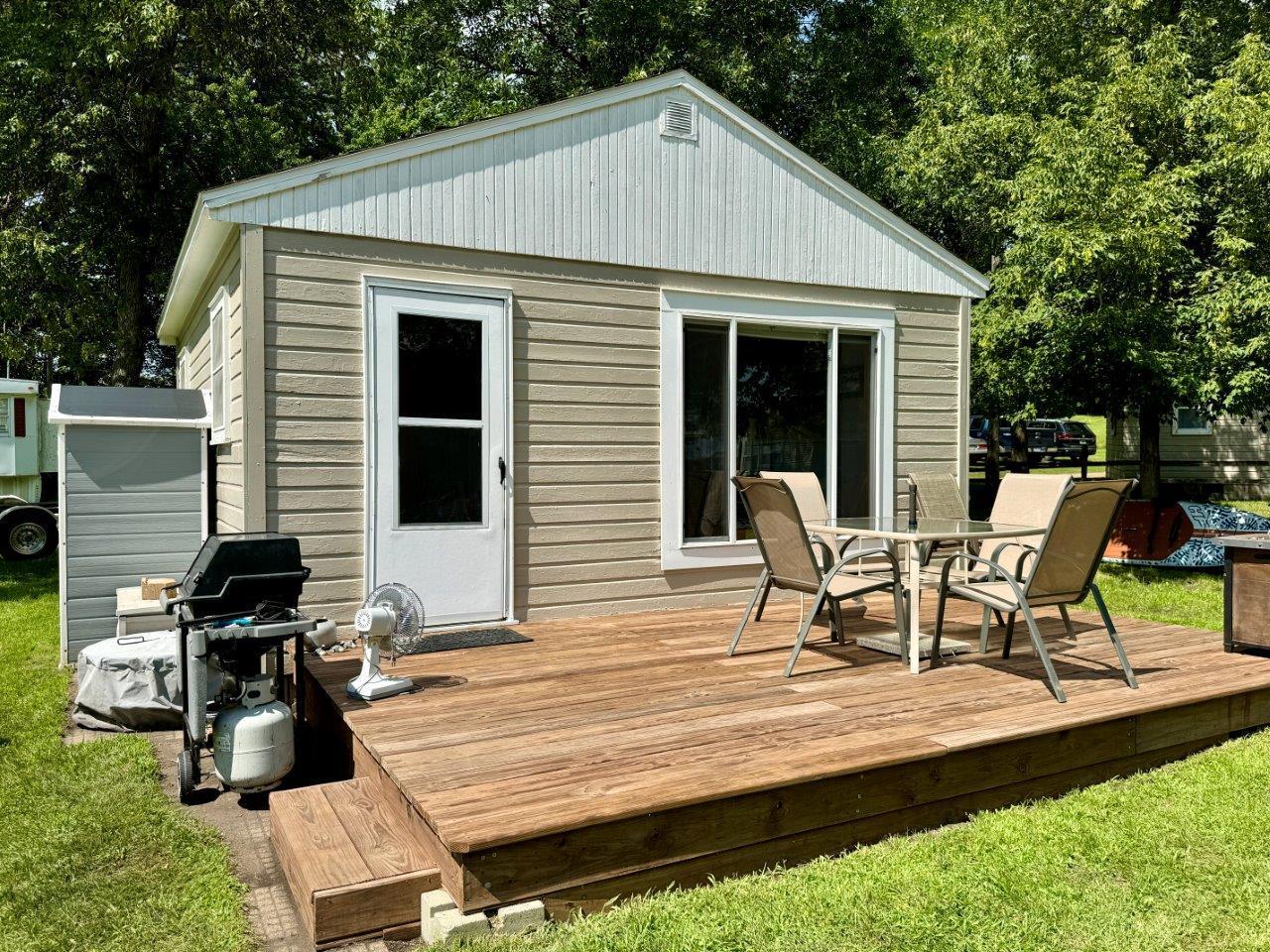 5-Wood deck.jpg