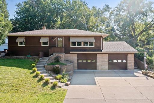 4038 Cranbrook Drive, Saint Paul, MN 55110