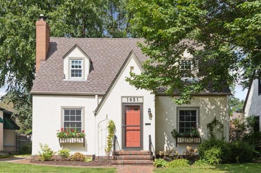 1651 Eleanor Avenue, Saint Paul, MN 55116