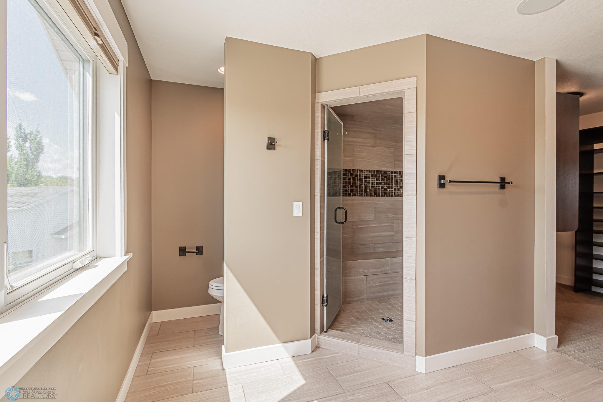 Custom Tiled Steam SHWR & separate Toilet area