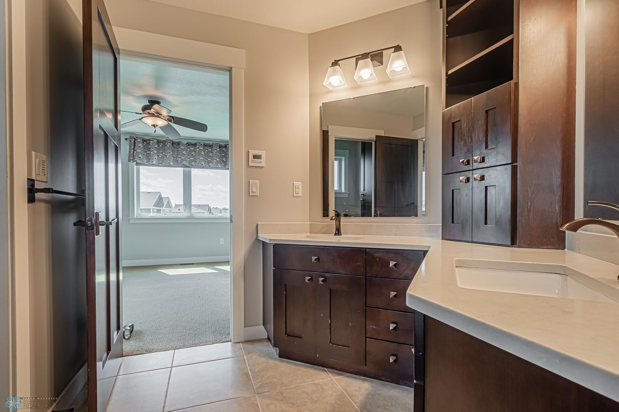 Jack & Jill Bath - DBL Sinks & separate Tub & Toilet area