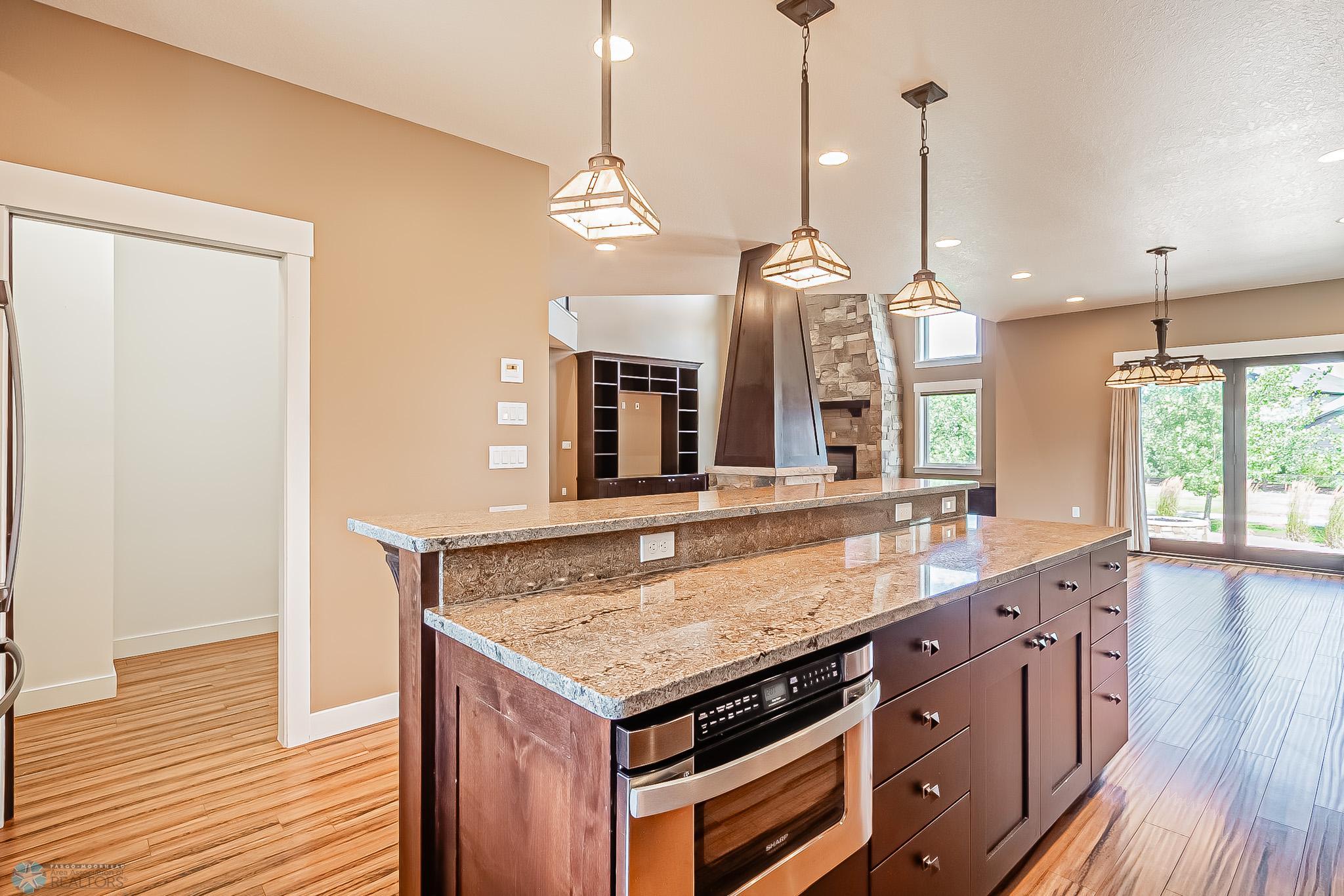 Drawer-style Microwave; View to walk-in Pantry