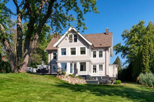4512 London Road, Duluth, MN 55804