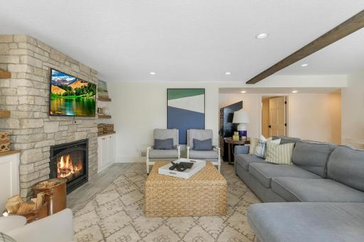 15707 Island View Road NW, Prior Lake, MN 55372
