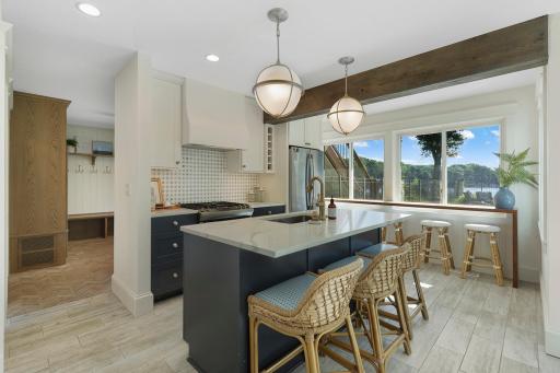 15707 Island View Road NW, Prior Lake, MN 55372