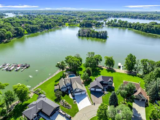 15707 Island View Road NW, Prior Lake, MN 55372