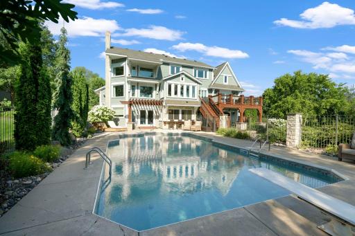 1-web-or-mls-5707 Island View Road NW, Prior Lake-121.jpg