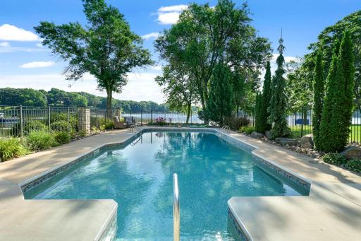 2-web-or-mls-5707 Island View Road NW, Prior Lake-123.jpg