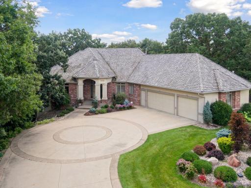Photo for 7020 Crowne Oak Road, Eden Prairie, MN 55344 - listing #6581743 Welcome to 7020 Crowne Oak Road, Eden Prairie!