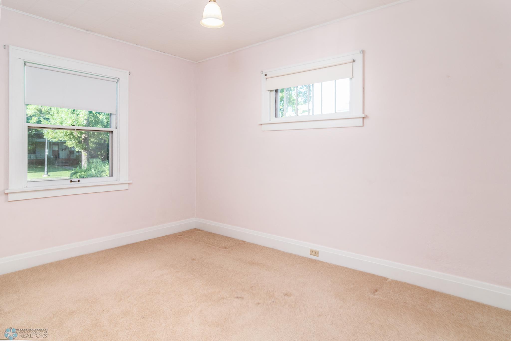 Main Floor Bedroom #2