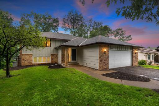 962 122nd Lane NW, Minneapolis, MN 55448
