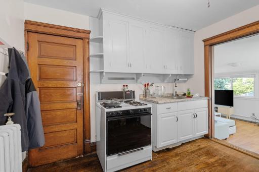 2351 Bayless Place, Saint Paul, MN 55114